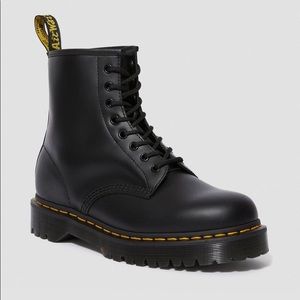 Dr. Martens Bex 1460 Size 5 NEW!